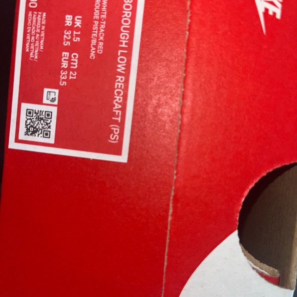 NWT Court borough low recraft (ps) kid sneakers - Picture 3 of 3